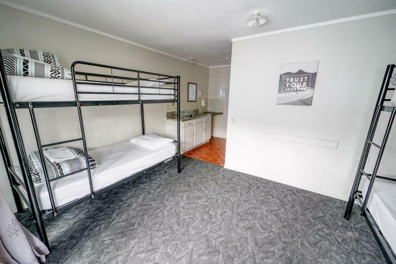 Хостел Paihia Ocean Club Екстер'єр фото