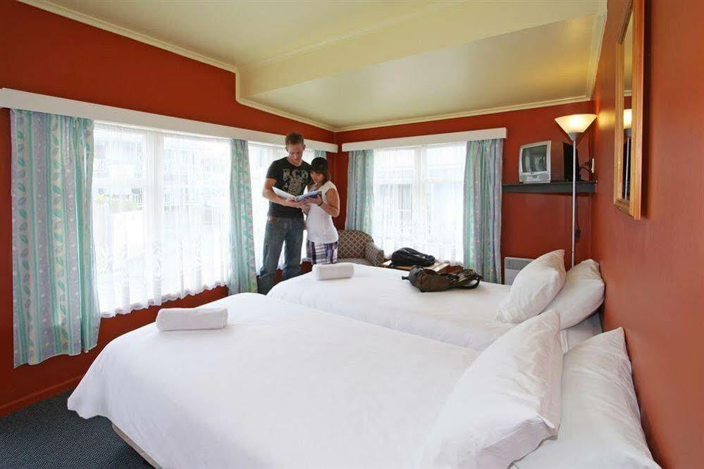 Хостел Paihia Ocean Club Екстер'єр фото